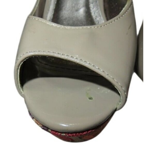 STEVE MADDEN Boho Patent Platform Ankle Strap Wedge Heels Peep Toe Sandals - Picture 2 of 16